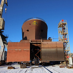 На Выборгском судостроительном заводе был спущен на воду траулер-процессор проекта KMT01 «Белое море»